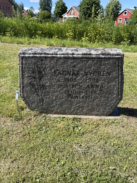 Grave number: 4 G GL   151-152