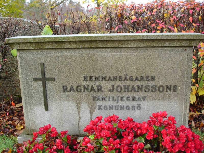 Grave number: B VÄ  205, 206