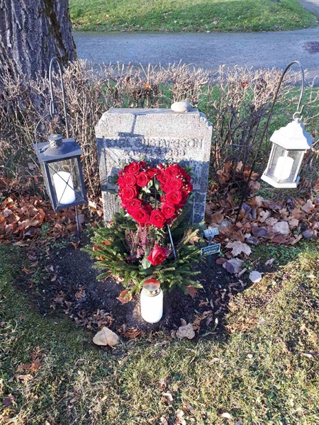 Gravnummer: GK U 2    74