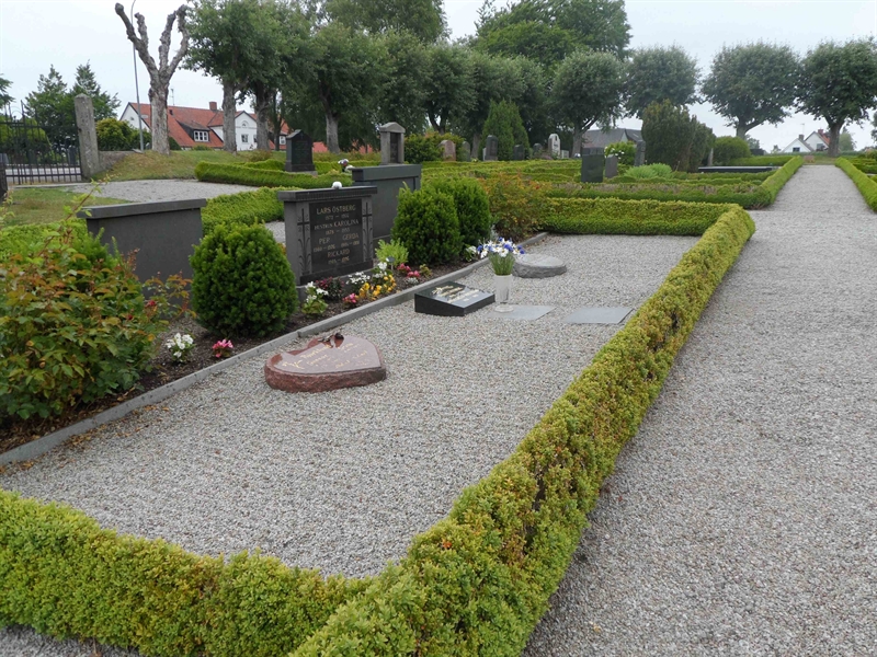 Grave number: ÖV H    45, 46, 47, 48, 49