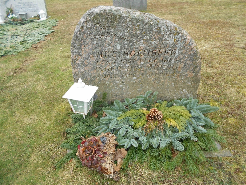 Grave number: V 5   160