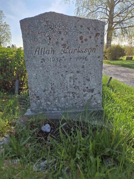 Grave number: 501 14 2746