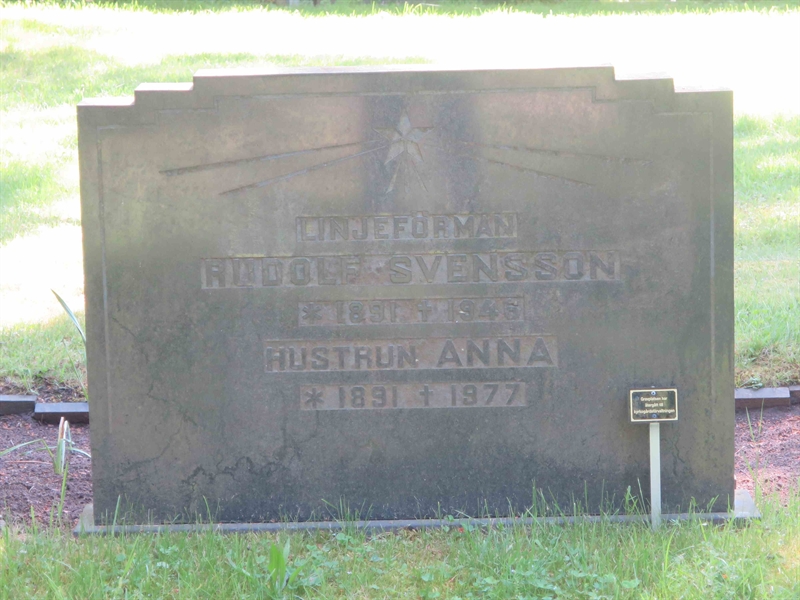Grave number: HÖB 23     7