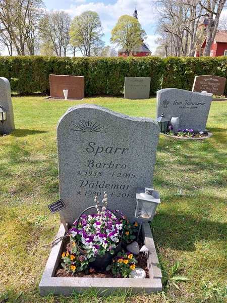 Grave number: HÖ 7  136