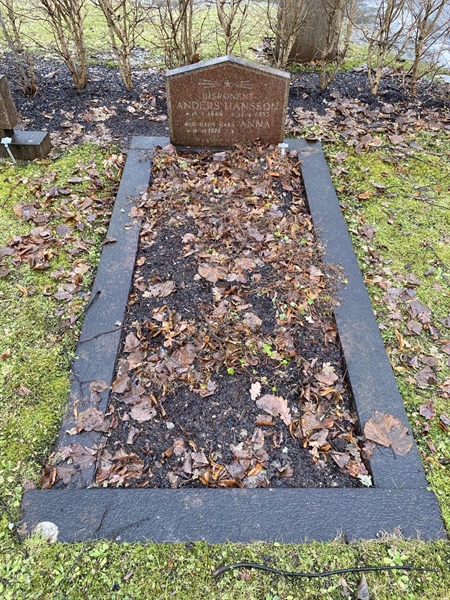 Grave number: 1 P    50