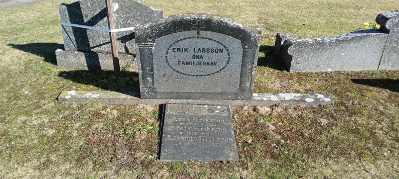 Grave number: 3 Ga D     2-3