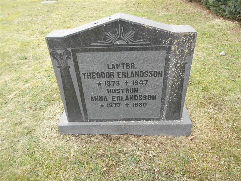 Grave number: V 5   123a