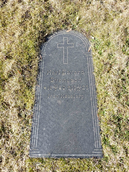 Grave number: SV 5   82
