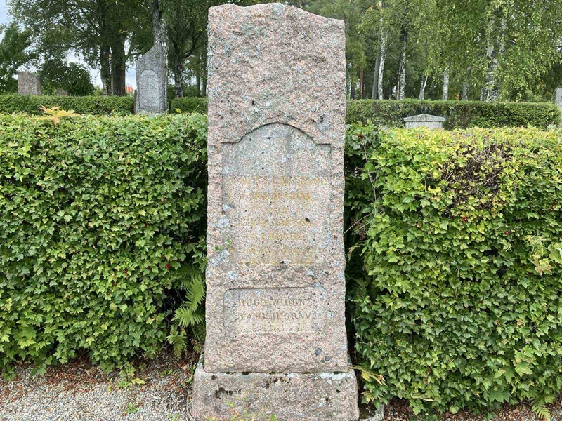 Gravnummer: 1 1   171
