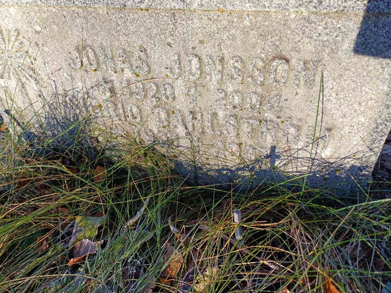 Grave number: JÄ 3 7485, 7486