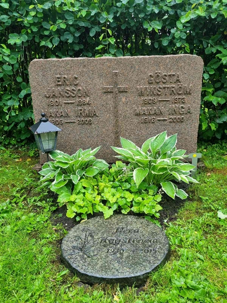 Gravnummer: 1 26   22