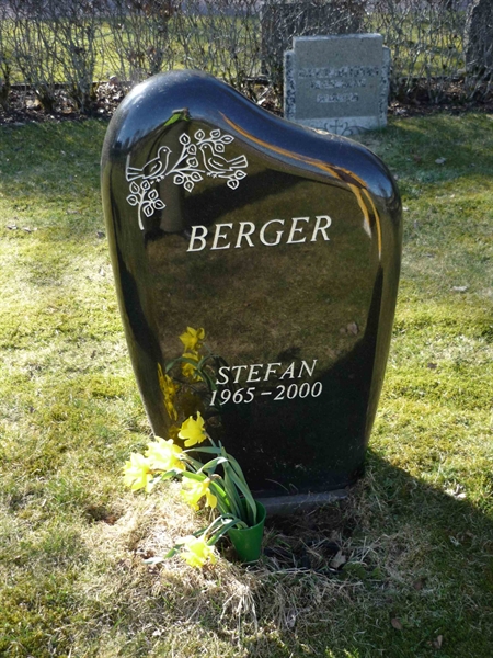 Grave number: ÖD 06   31, 32, 33