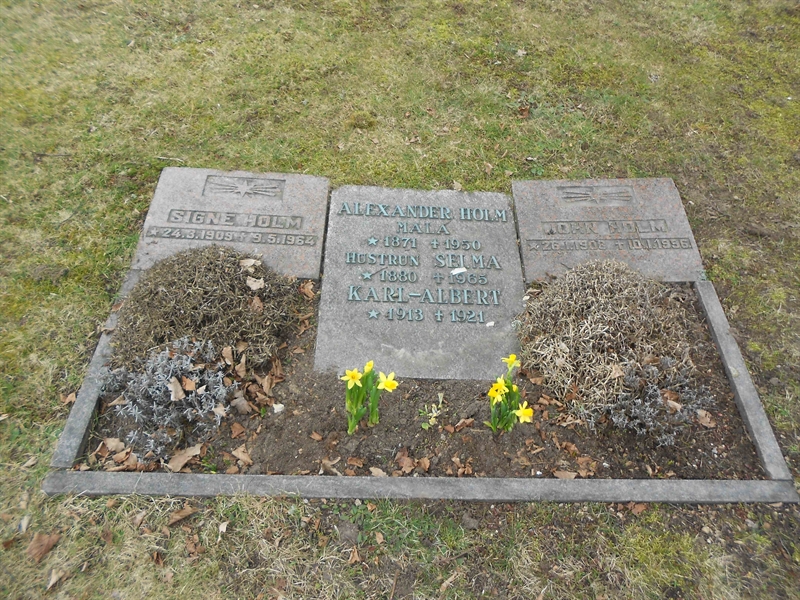 Grave number: V 10   183