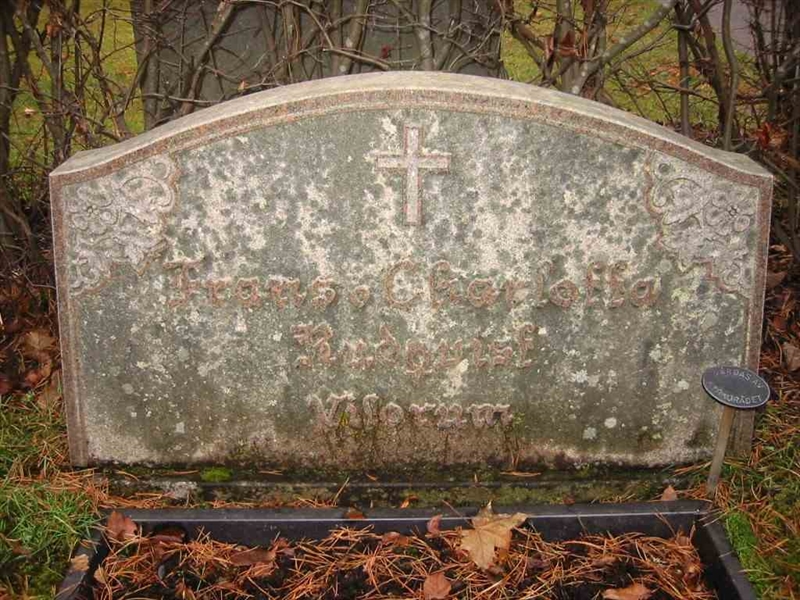 Grave number: KV 9   129-130
