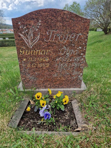 Grave number: 501 10 1627