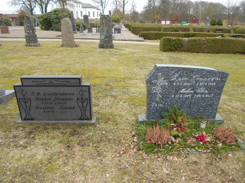 Grave number: V 9   167