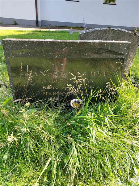 Grave number: 1 C   109