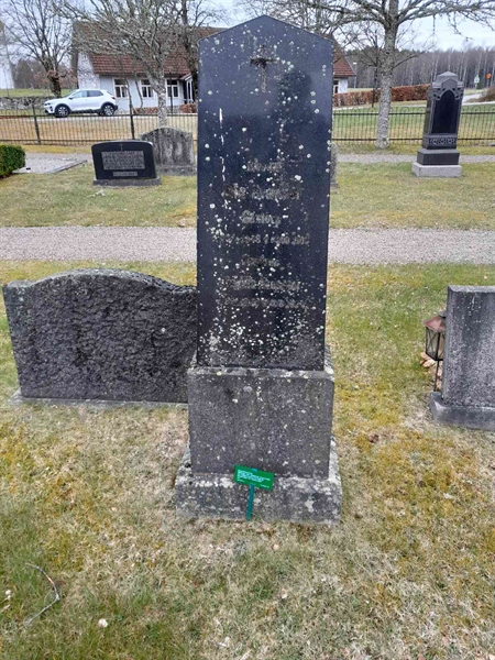 Grave number: 30 A 32A-E
