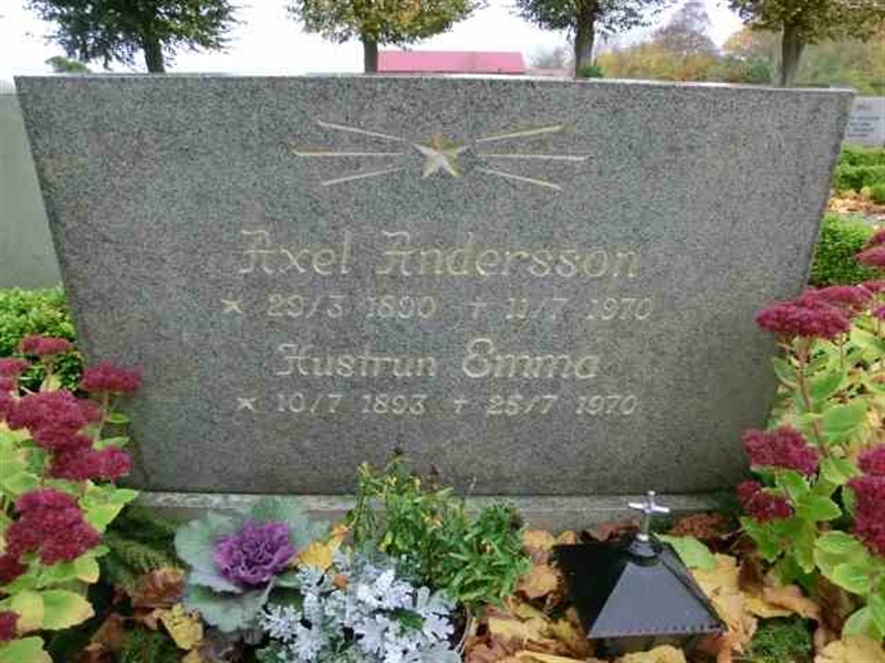 Grave number: ÖK J    030