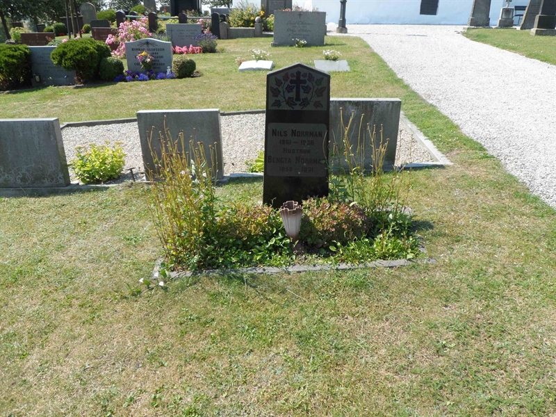 Grave number: ÖV E    38