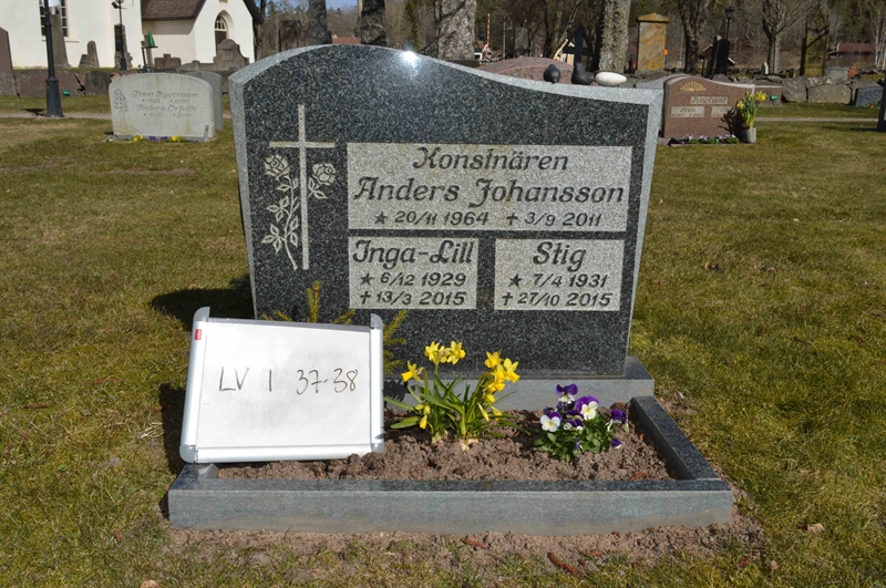 Grave number: LV I    37, 38