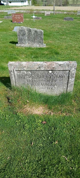 Grave number: 3 Nya H   153-154