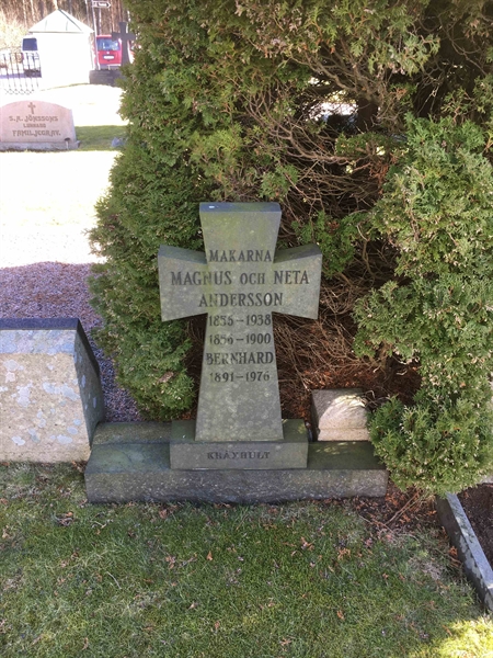 Grave number: 1 G 44