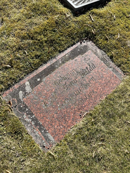 Hautatunnus: Ärt 44 18 63+64