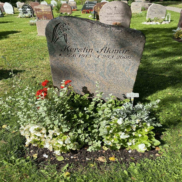 Grave number: 1 NA    79