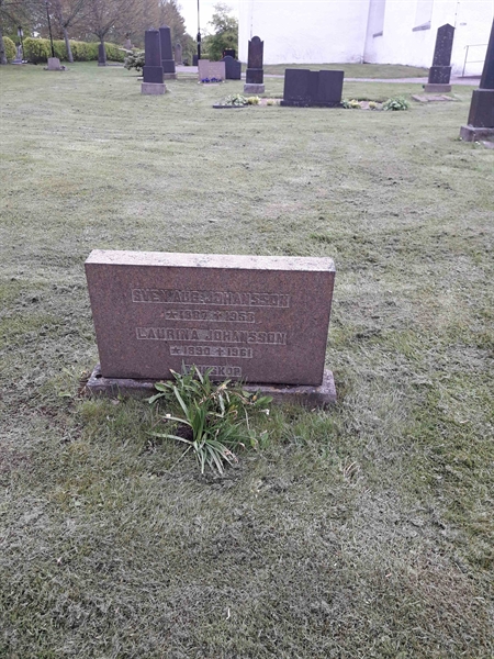 Grave number: TÖ 6   373, 373A