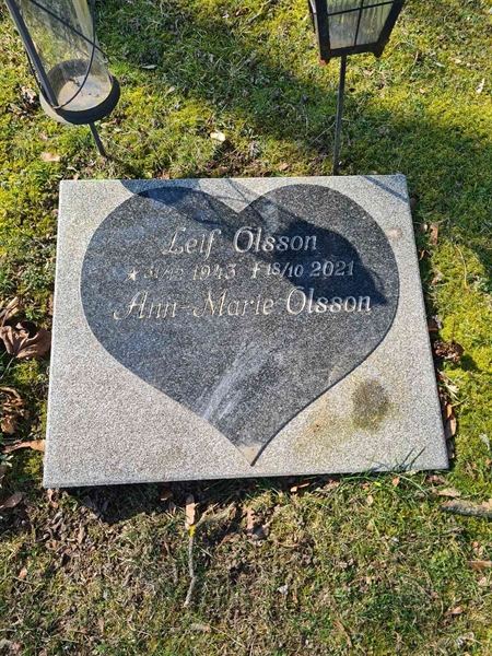 Grave number: Ä N J 11