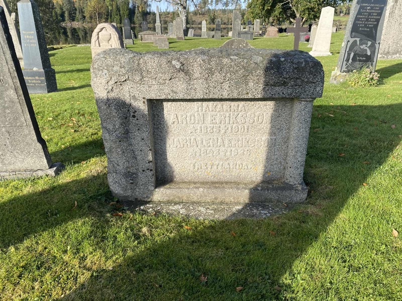 Grave number: 4 Ga 04     8