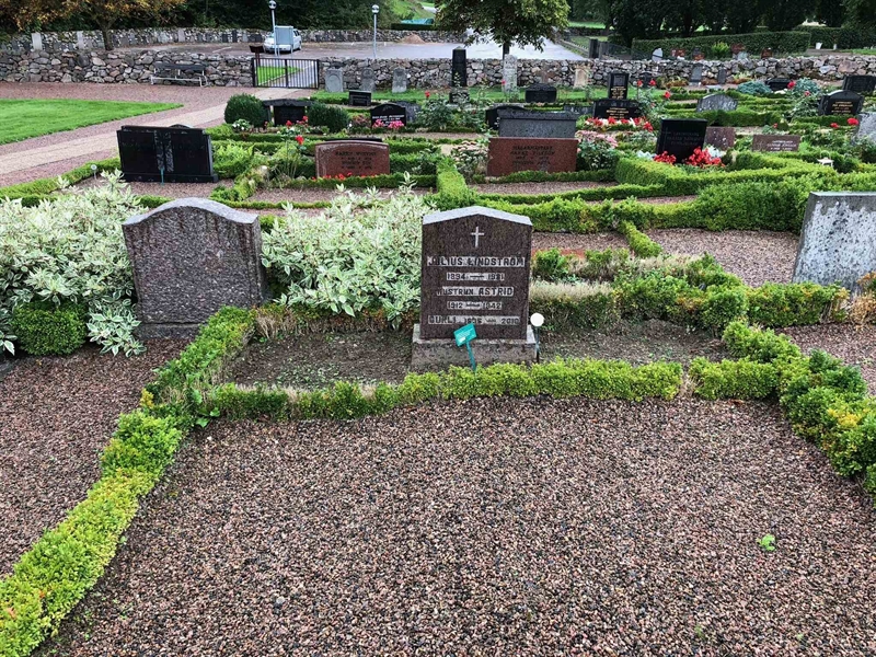 Grave number: Kå 42     5, 6