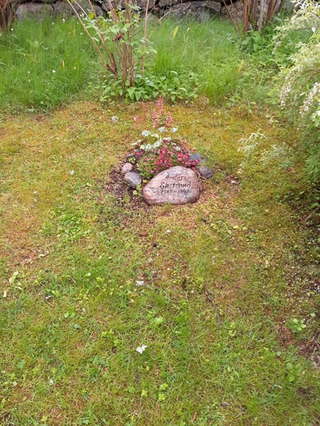 Gravnummer: ROG K   12