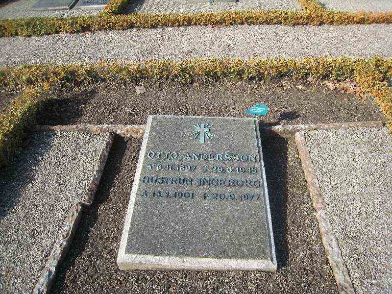 Grave number: NK D 133-134