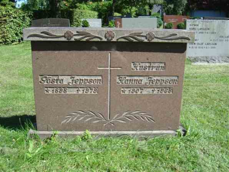 Grave number: FLÄ E     3-4
