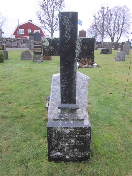 Grave number: KG B   743, 744