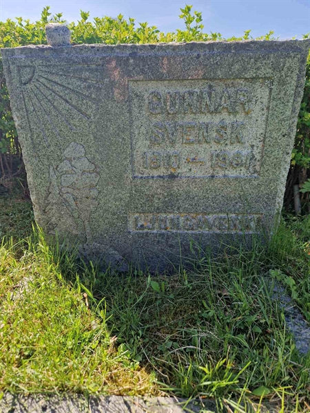 Grave number: 501 25 5222