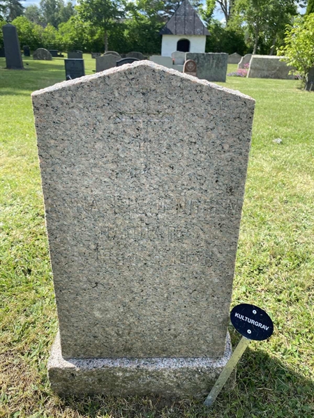 Grave number: 04 A 215