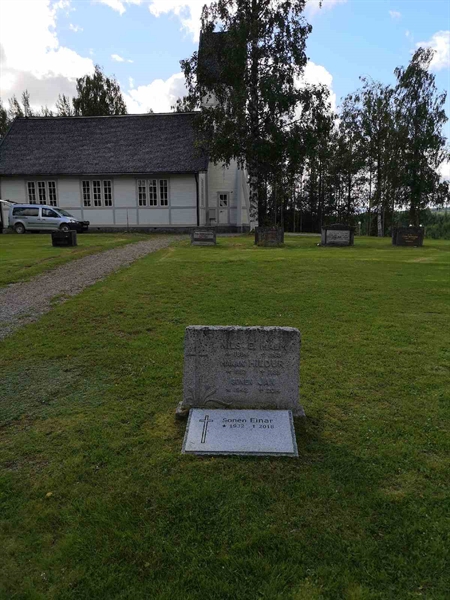 Gravnummer: POK 04    13