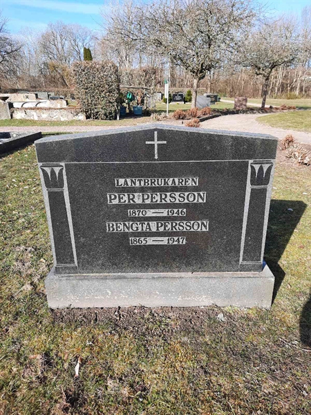 Grave number: ON D   317-318