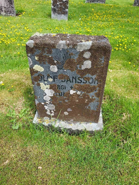 Grave number: kö 01 06    14