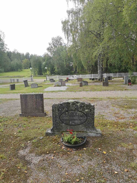 Gravnummer: POK 09     4