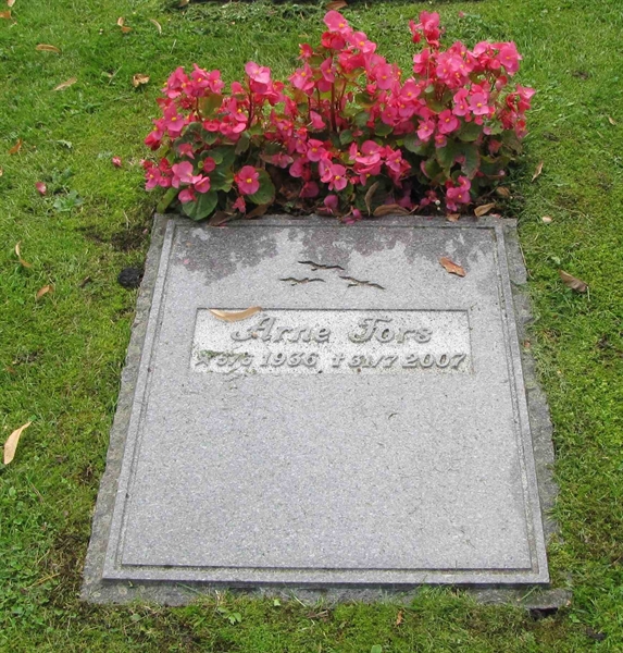 Grave number: HN KASTA    93