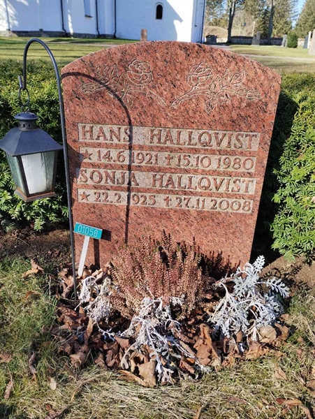 Grave number: NÅ U01    58