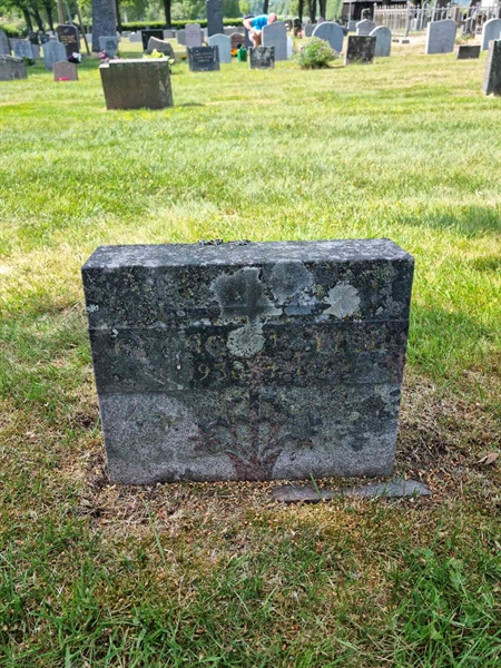 Grave number: 1 E1    48