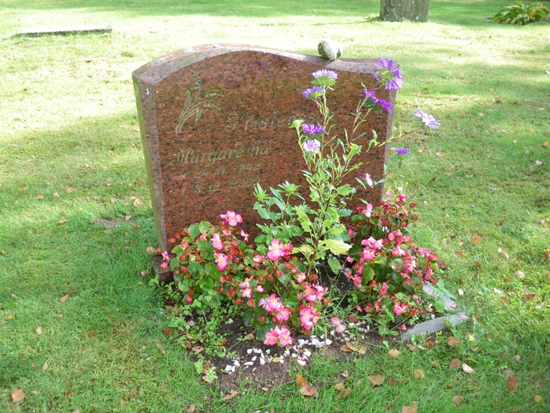 Grave number: SB 48    39, 40