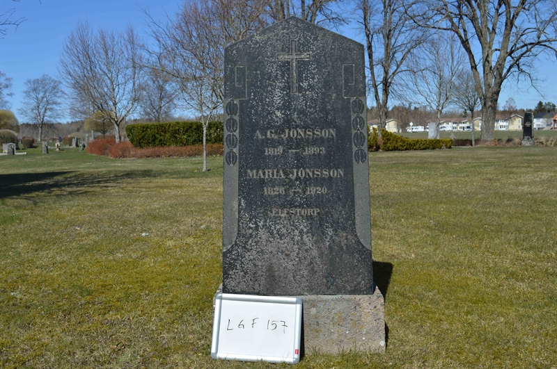 Grave number: LG F   157