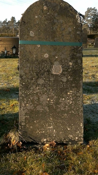Grave number: 2 F   284