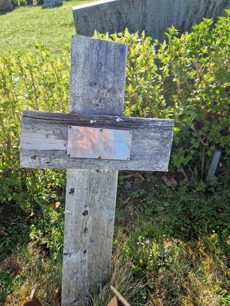 Grave number: 501 14 2754